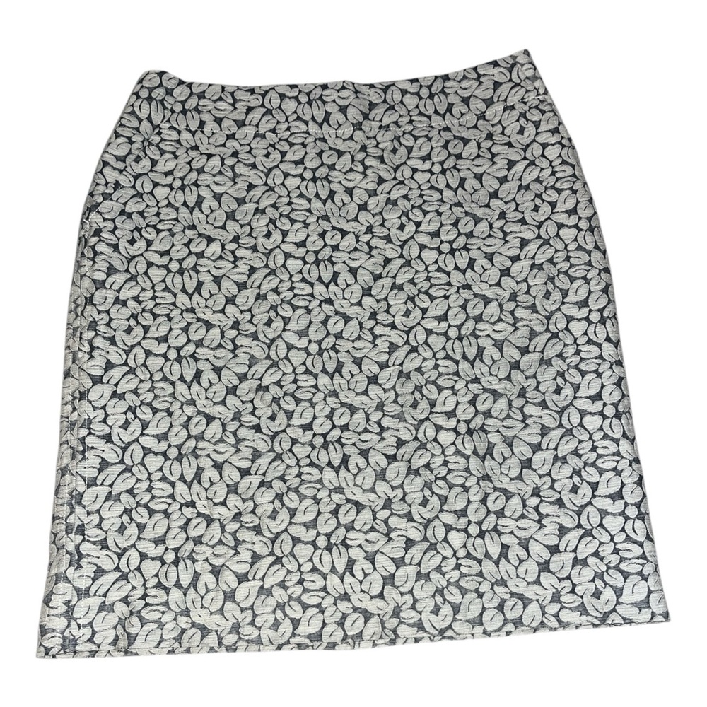 J. Crew Gray and White Leaf Pattern Above Knee Skirt Size 6